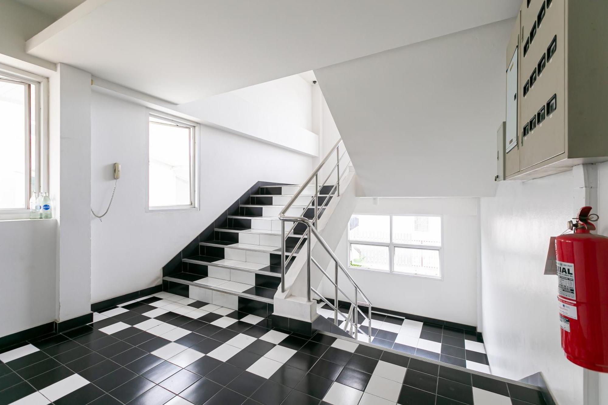 Ruan Plaisoi Apartment Bangkok Zewnętrze zdjęcie
