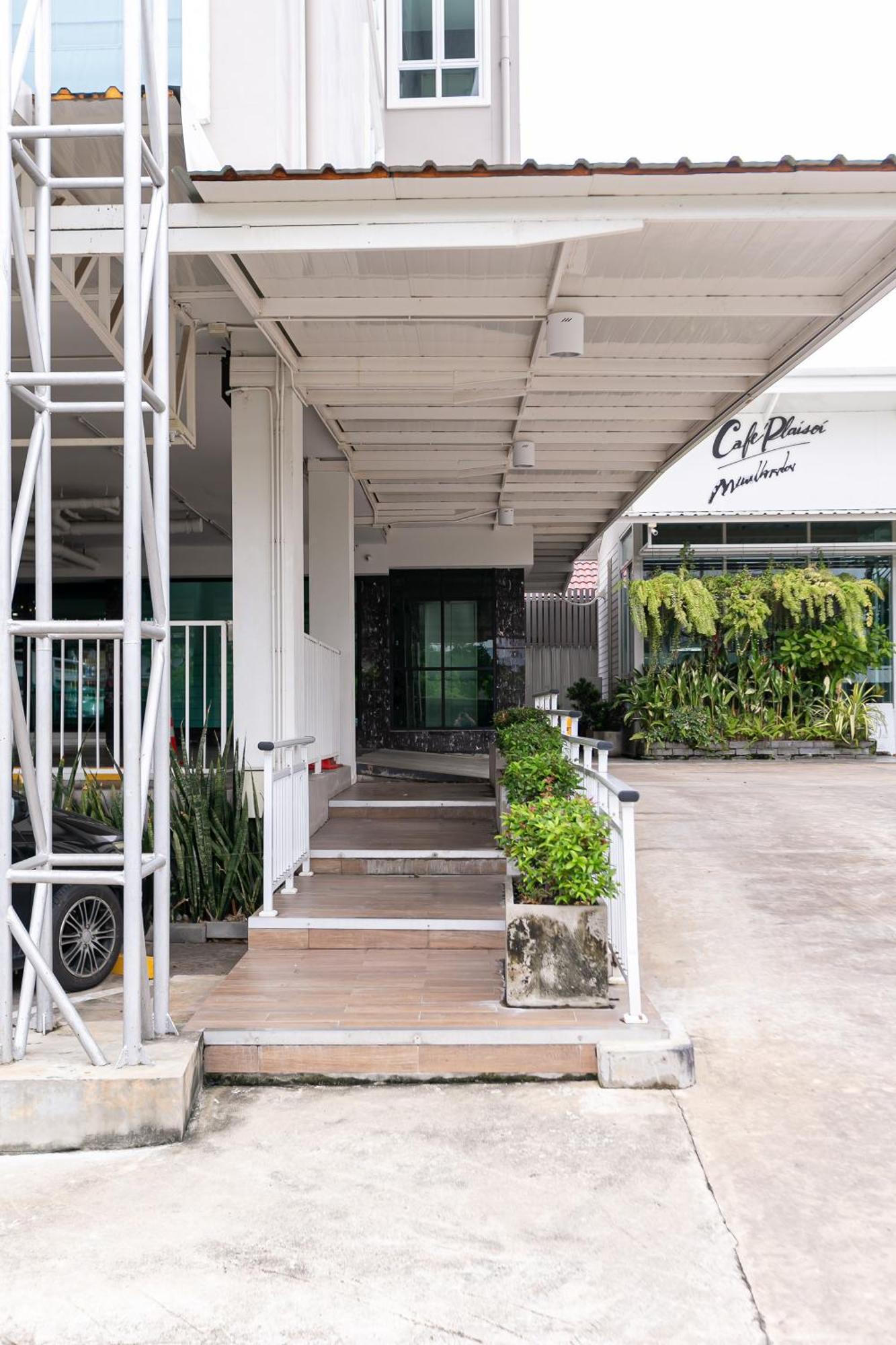 Ruan Plaisoi Apartment Bangkok Zewnętrze zdjęcie
